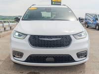 Come see this 2024 Chrysler Pacifica Touring-L before someone takes it home! *You Can't Beat the Pri... (image 7)