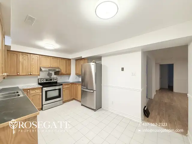 Bright 2-Bedroom Basement Apartment with Parking in Brampton in Long Term Rentals in Mississauga / Peel Region - Image 5