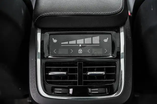 2023 Volvo XC60 in Cars & Trucks in City of Montréal - Image 20