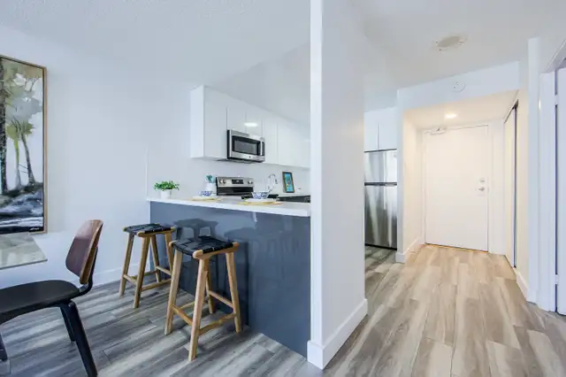 Two Bedroom Apartment for Rent - 15 Martha Eaton Way in Long Term Rentals in Markham / York Region - Image 12