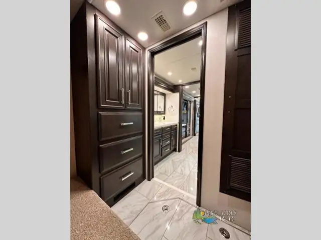 2024 Entegra Coach Anthem 44D 450 h.p. / 1250 ft-Lbs of Torque in RVs & Motorhomes in Moncton - Image 45