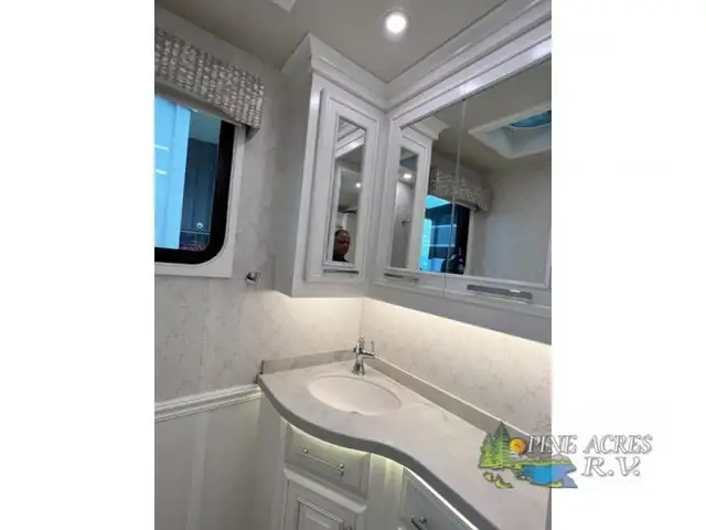 2024 Entegra Coach Anthem 44B 450 h.p. Diesel in RVs & Motorhomes in Moncton - Image 53