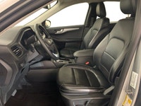 Check out this vehicle's pictures, features, options and specs, and let us know if you have any ques... (image 9)