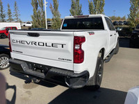 Welcome To Sherwood Park Chevrolet. The #1 Volume Chevrolet Dealer in Canada. Cloth / Z71 / Remote S... (image 3)