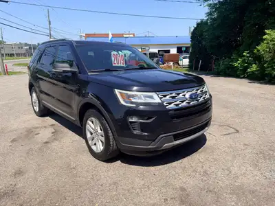 FORD EXPLORER XLT 4WD 2019+ AUTOMATIQUE + 7 PASSAGERS + 6 CYLINDRES 3.5L + 175000 KILOS + TRES BIEN...