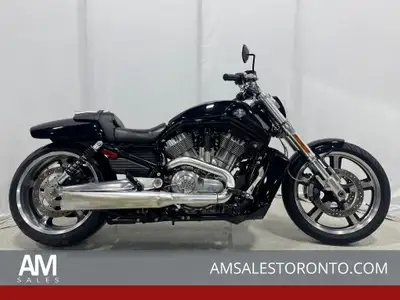 SUPER COOL Canadian V-Rod Muscle with Vance & Hines pipes, Screamin Eagle tuner, BRAND NEW tires, fl...