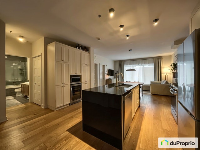 $714,000 - Condominium for sale in Rosemont / La Petite Patrie — photo 1