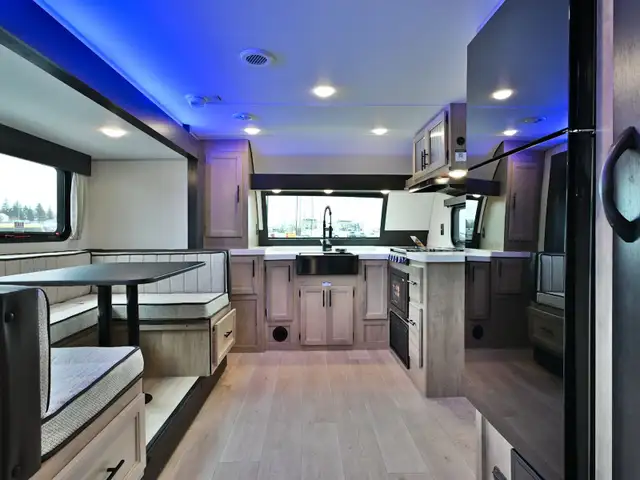 2026 GREY WOLF 27GHBL in Travel Trailers & Campers in St. Albert - Image 17