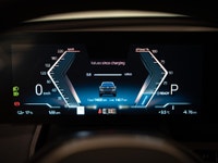 This 2023 BMW iX xDrive50 is a local Canadian vehicle that combines cutting-edge electric performanc... (image 9)