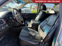 The 2013 Chevrolet Tahoe LT 4WD 1500 LT combines full-size SUV capability, spacious comfort, and pro... (image 7)