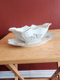 Gravy Bowl with gold plated trim, ceramic, vintage.