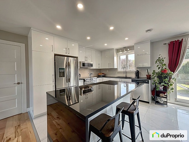 $819,000 - Bungalow for sale in Brossard — photo 3