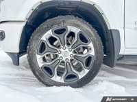 Remote Start | Automatic Tailgate | Spray in bed liner | Drop down running boards | Gas/Electric V-8... (image 9)