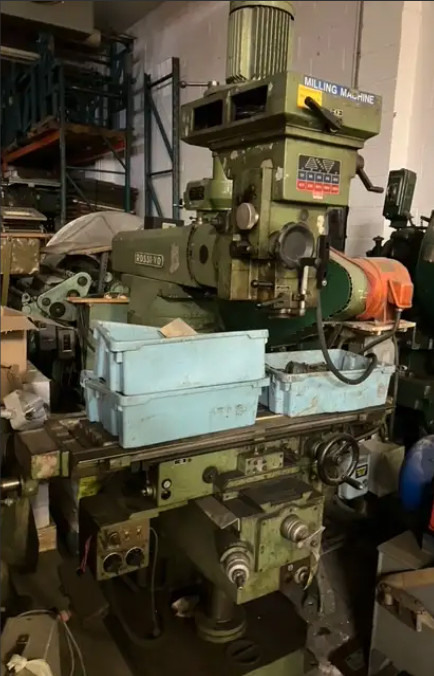 Universal Milling Machines, Forward Rossi-VO. in Other in City of Toronto