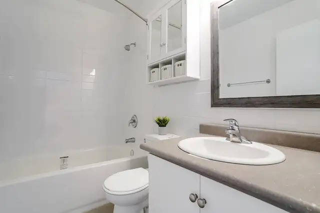 Mona Lisa Apartments - 2 Bedroom available at 191 Nonquon Road,  in Long Term Rentals in Oshawa / Durham Region - Image 10