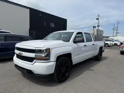 Chevrolet Silverado WT 2018 4X4 165,000 km V8 5.3L Un seul propriétaire (Hydro Quebec) Jamais eu d'a...