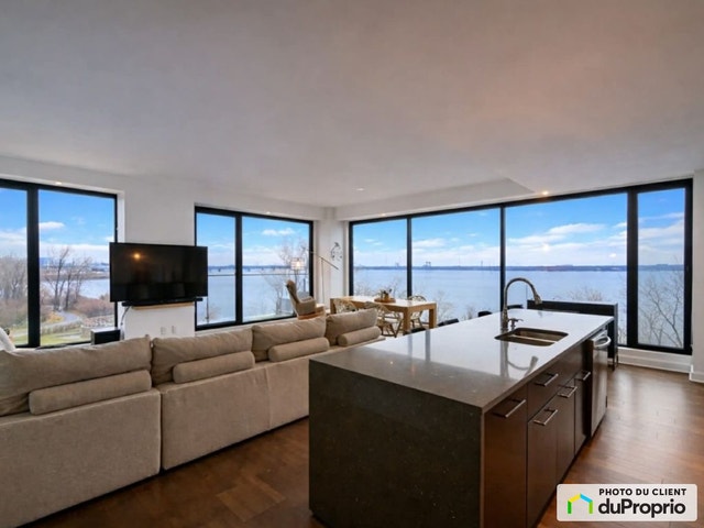 $989,000 - Condominium for sale in L'Ile Des Soeurs — photo 1