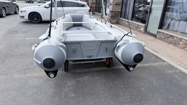  MAC380S Package w/ Canopy & Dolly – April $3500 in Powerboats & Motorboats in Oakville / Halton Region - Image 9