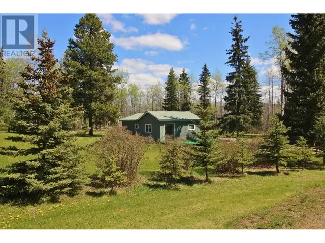 3970 DRIVE IN ROAD Houston, British Columbia in Houses for Sale in Houston - Image 2