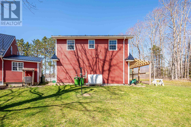 1083 Vaughan Road Scotch Village, Nova Scotia in Houses for Sale in Bedford - Image 4
