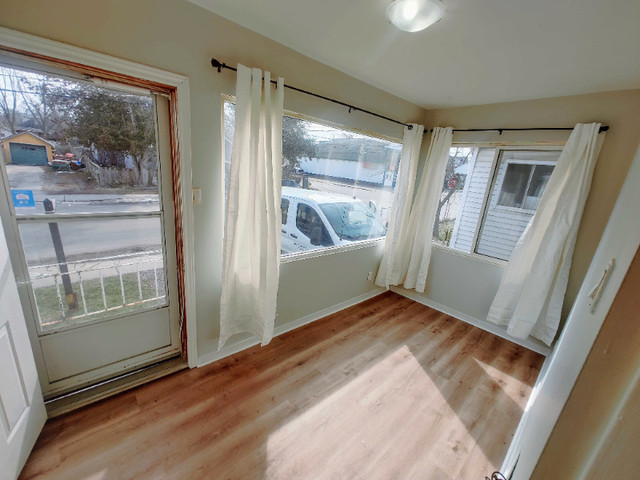 TWO BEDROOM, ONE BATH, MAIN FLOOR UNIT - 59-1 Thomas St. in Long Term Rentals in Kingston - Image 3