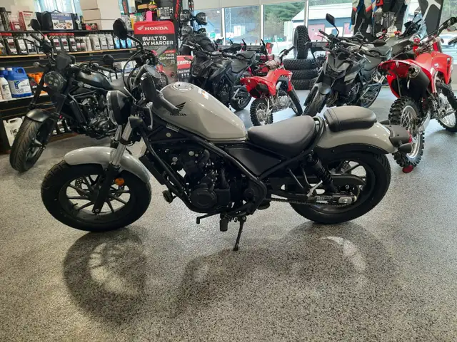 2026 HONDA MC REBEL 500 Gray in Street, Cruisers & Choppers in Canada - Image 2