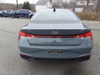 Automatic Transmission Apple Carplay Android Auto Back Up Camera Blind Spot Monitors Heated Seats He... (image 3)