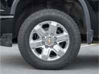 2023 Chevrolet Silverado 2500HD LTZ Z71 Diesel Crew Cab 4x4 VEHICLE OVERVIEW: Year: 2023 Make: Chevr... (image 5)