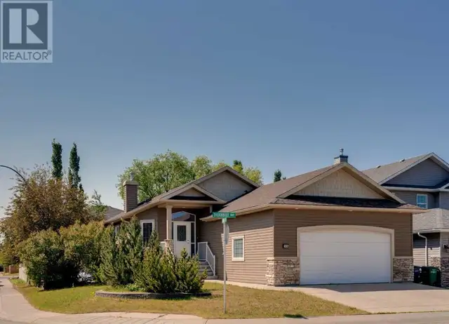 106 Thornbird Way SE Airdrie, Alberta628544103445781222