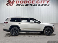 SPECIAL OFFER Only 219 kms! This Jeep Grand Cherokee L boasts a Regular Unleaded V-6 3.6 L/220 engin... (image 6)