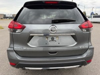 2017 NISSAN ROGUE SV PKG AWD GORGEOUS CLEAN CARFAX REV CAM HEATED SEATS ONLY $148.63 BI WEEKLY WITH... (image 5)