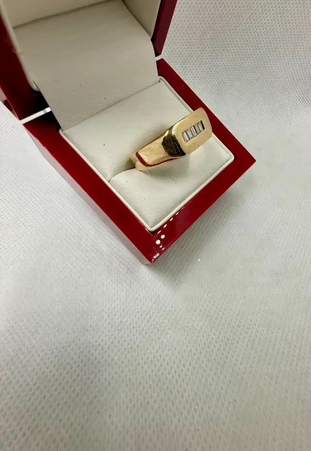 Men's 14K Gold Band with Diamonds~Size 11 in Jewellery & Watches in Hamilton - Image 2