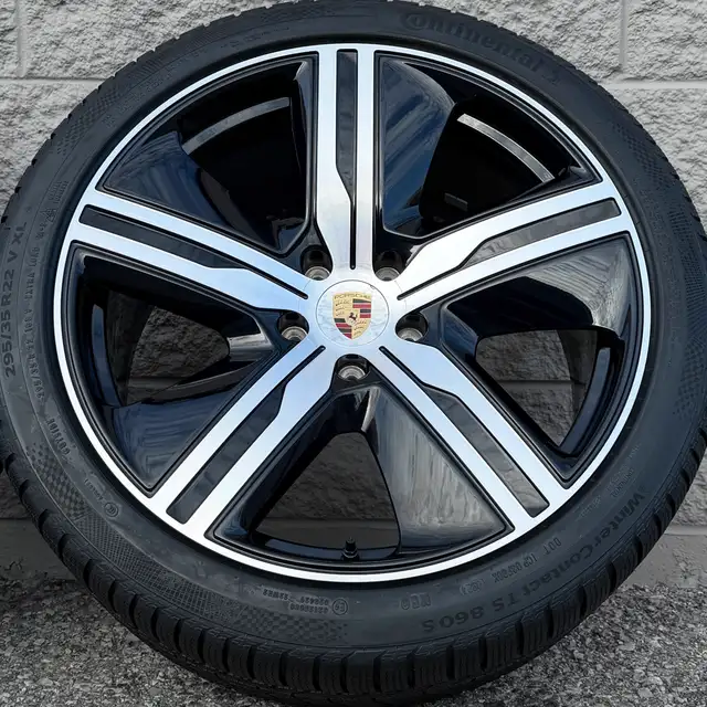 (98%) 4x Porsche Macan EV Electric 22" OEM Winter Wheels Package in Tires & Rims in City of Toronto - Image 6