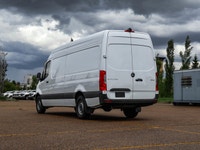 Welcome To Sherwood Park Chevrolet. The #1 Volume Chevrolet Dealer in Canada. Cloth / Remote Keyless... (image 5)