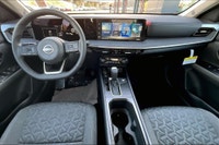 Wireless Charging Pad,remote Start,heated Steering Wheel,intelligent Key,17 Inch Wheels,6 Speaker Au... (image 4)