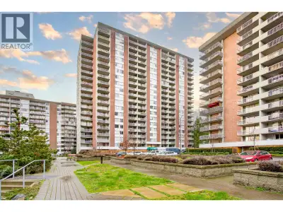Welcome home to this bright, spacious, and beautifully updated 1-bedroom, 1-bathroom condo offering...