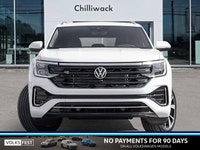 This Volkswagen Atlas Cross Sport boasts a Intercooled Turbo Regular Unleaded I-4 2.0 L/121 engine p... (image 1)