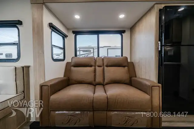 2026 Grand Design Imagine XLS 25RLE in Travel Trailers & Campers in Kelowna - Image 14