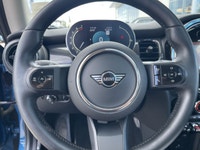 This 2022 Mini Cooper 3 door is packed full of fun! With heated leather seats, a large dual pane sun... (image 5)