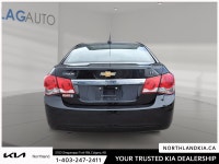 2015 Chevrolet Cruze 1LT 1LT Ready for anything, from the streets of Calgary to the highways of Albe... (image 2)
