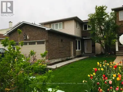 Ottawa, Kanata (Bridlewood). Stunning updated 3-bed, 2.5-bath Single House for rent on a quiet cresc...