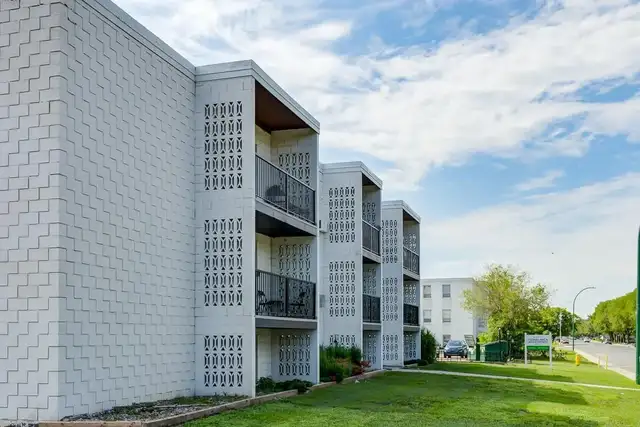 Affordable Apartments for Rent - Casablanca Apartments - Apartme in Long Term Rentals in Regina - Image 13