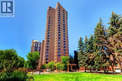Live in the heart of Calgary’s sought-after Eau Claire district in this beautifully maintained 2-bed...
