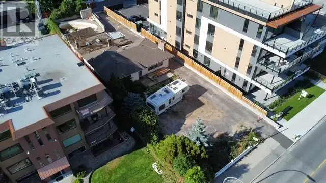 594 Lakeshore Drive Penticton, British Columbia in Houses for Sale in Penticton - Image 9