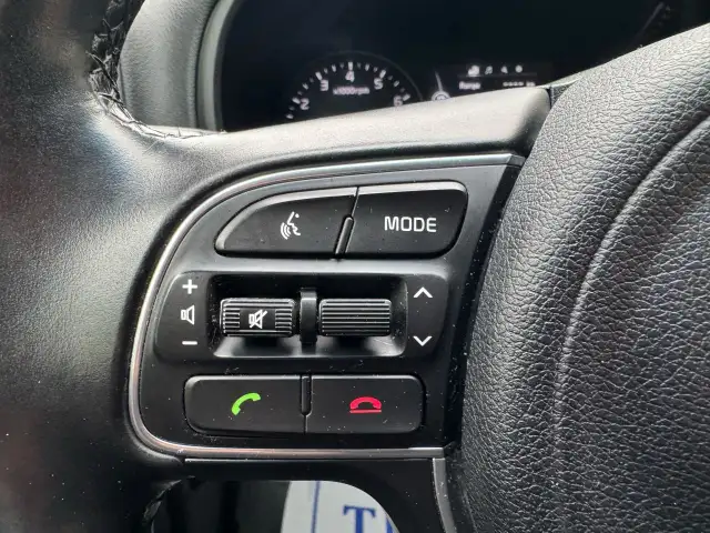 2018 Kia Sportage EX AWD, LEATHER, SUNROOF, HEATED POWER SEATS ! in Cars & Trucks in Ottawa - Image 24