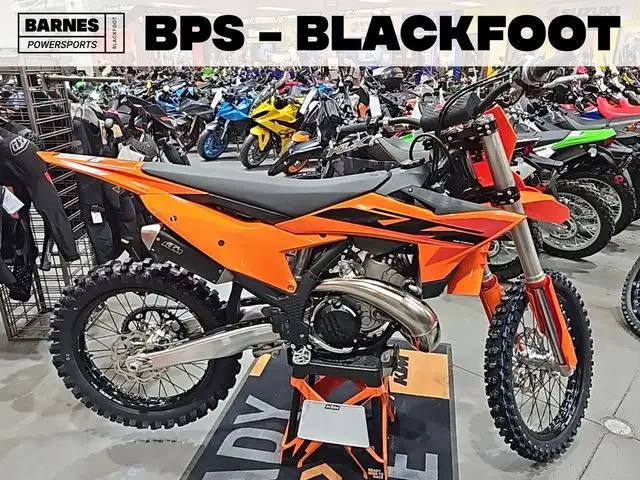 2025 KTM SX 250 in Dirt Bikes & Motocross in Calgary - Image 2