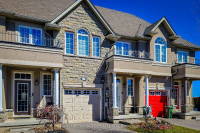 Executive Stone & Stucco Townhome W/ Finished Walk Out Hamilton