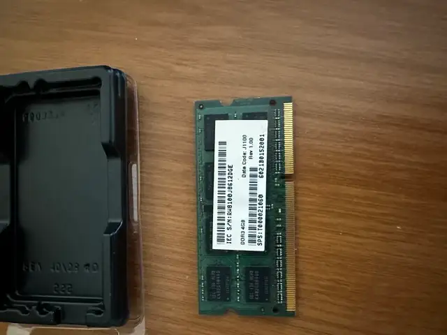 Samsung 4GB DDR3 Memory SO-DIMM 204pin in System Components in Mississauga / Peel Region - Image 2