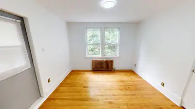 AVAILABLE NOW!!! ONE BEDROOM!!! PET FRIENDLY!!! VIRTUAL TOUR: https://my.matterport.com/show/?m=RVq2...
