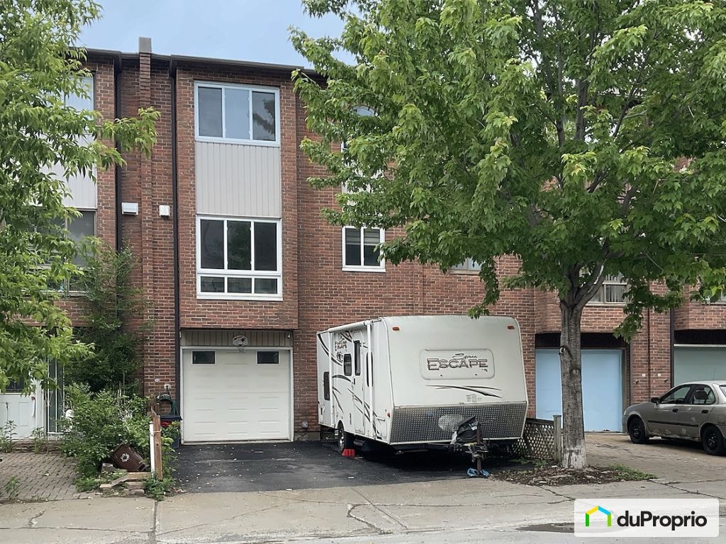 $869,000 - Townhouse for sale in Ville-Marie (downtown, old Mtl) — photo 1